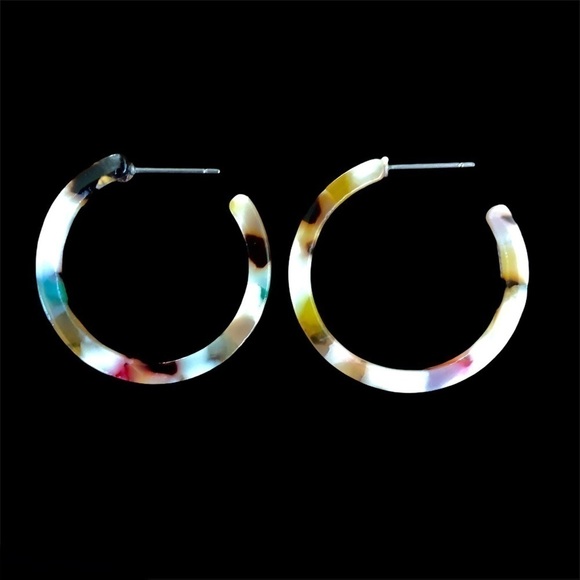 3 Pairs Fashion Earrings - Picture 4 of 4